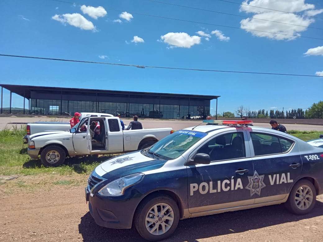 Reultan heridos dos tripulantes al chocar en Cuauhtémoc

