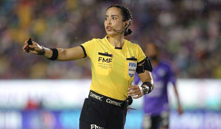 Apoyan Bravos de Juárez a árbitra mexicana 