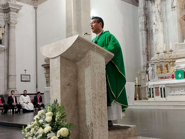Llaman a orar por la paz y la unidad; hoy regresa el Arzobispo | La ...