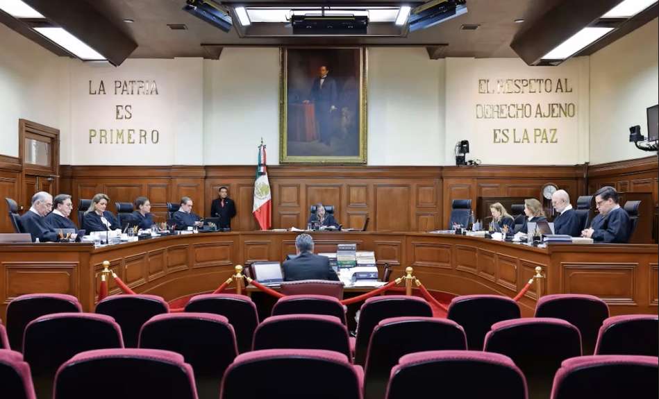 Usan la toga por última vez antes de que lleguen nuevos ministros 
