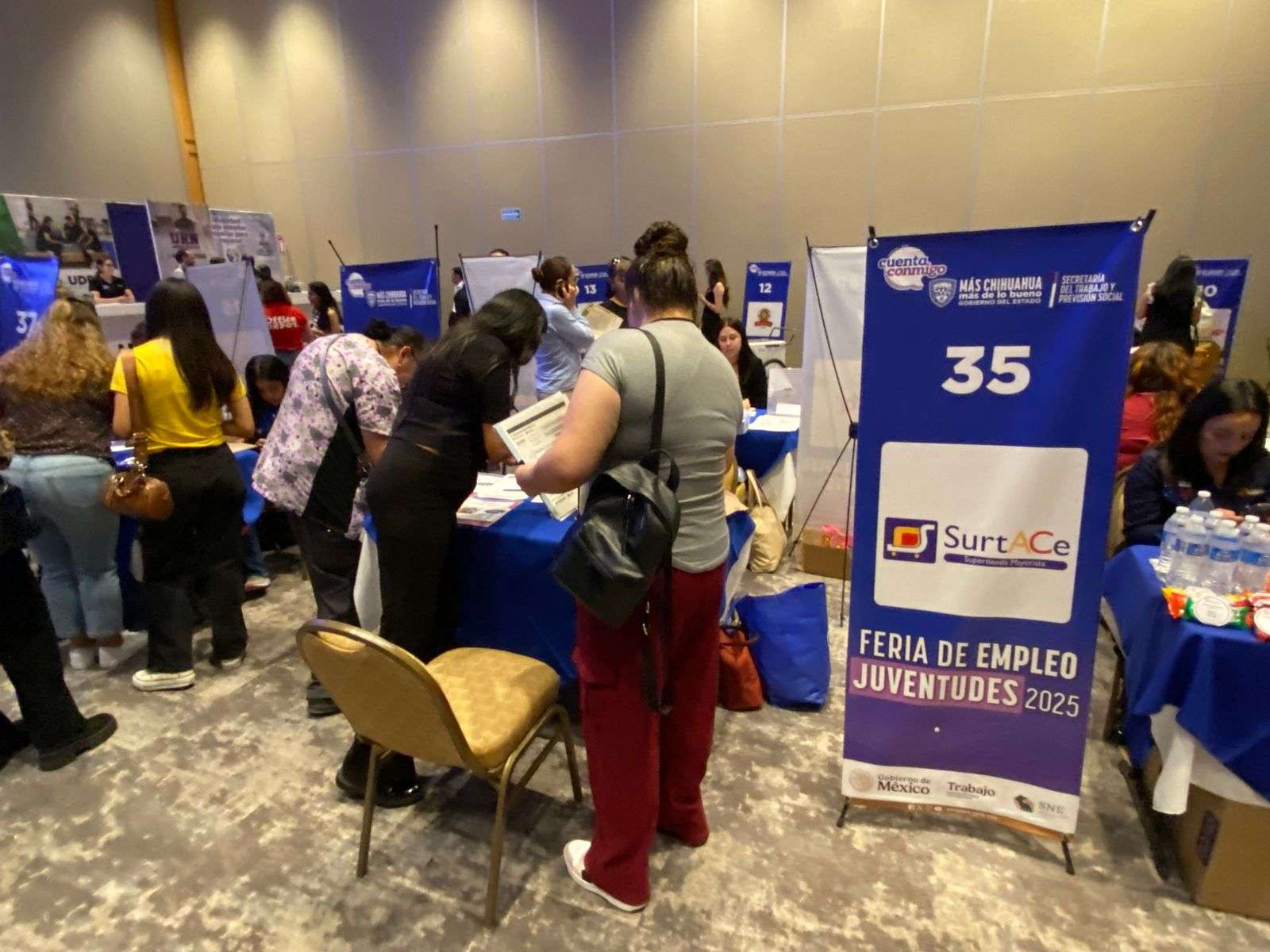 Ofrecen más de 3 mil vacantes en Feria del Empleo Juventudes | La ...