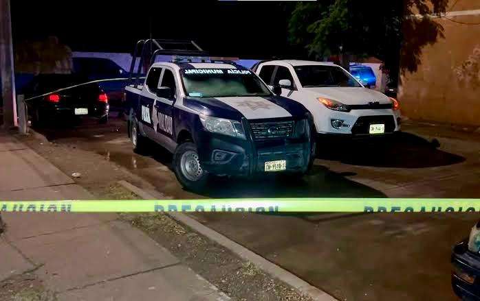 Ejecutan a una mujer en la colonia Antorcha Popular