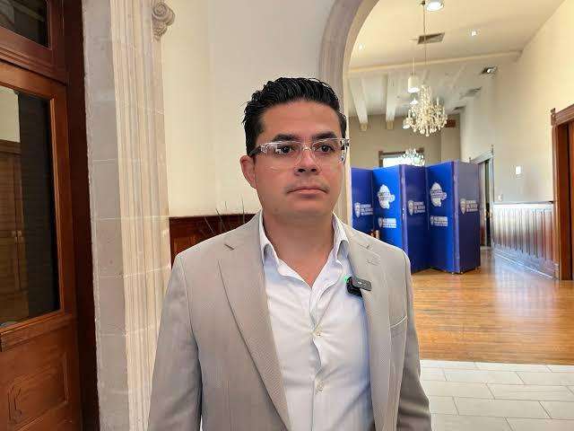 Entregamos apoyos puntualmente a personas con discapacidad: Loera