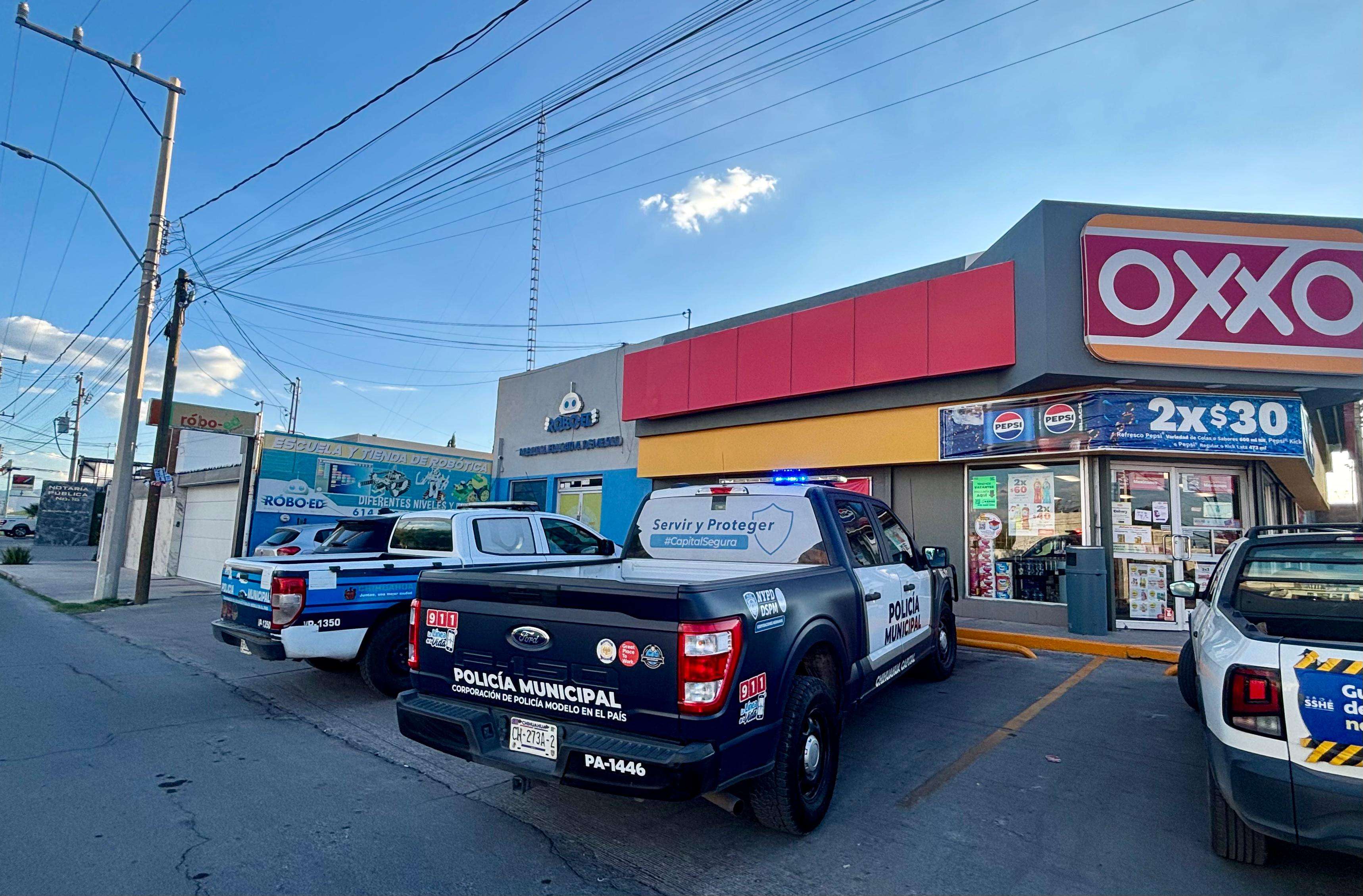 Asaltan Oxxo de San Felipe con arma de fuego