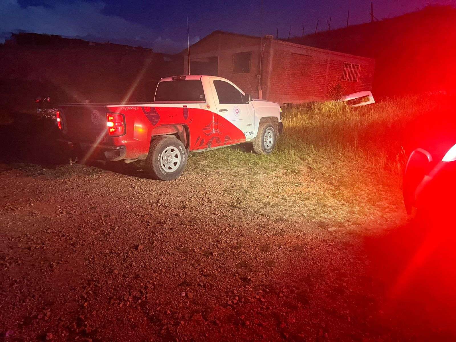 Se ahoga adulto mayor al caer a estanque en Anáhuac