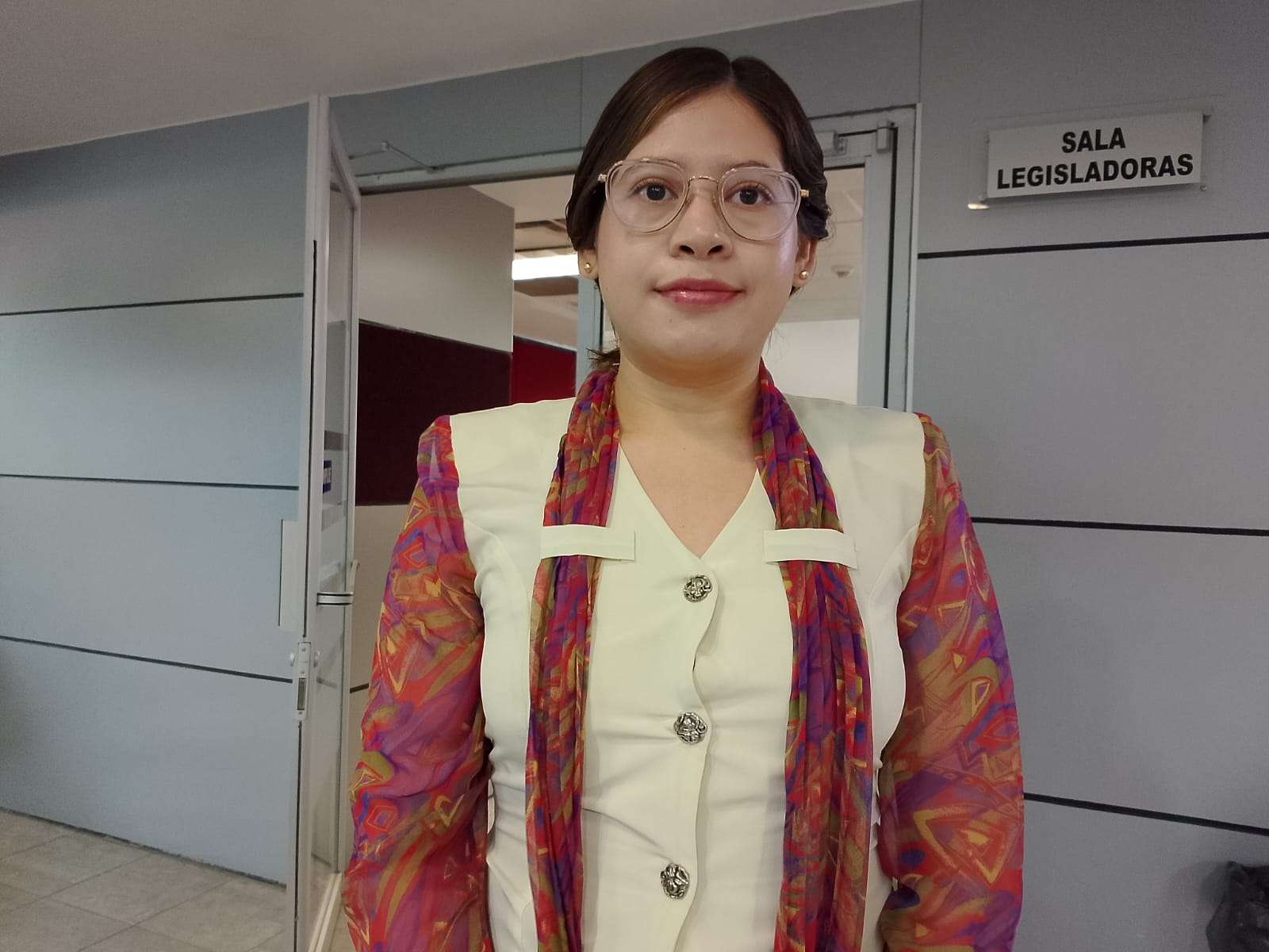 Impulsa diputada iniciativas contra violencia hacia la mujer