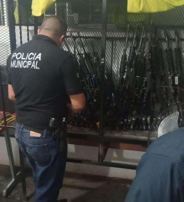 Desarma la Sspe a municipales de Chínipas y Guazapares