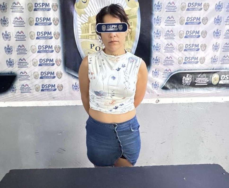 La detienen con cristal en Camino Real
