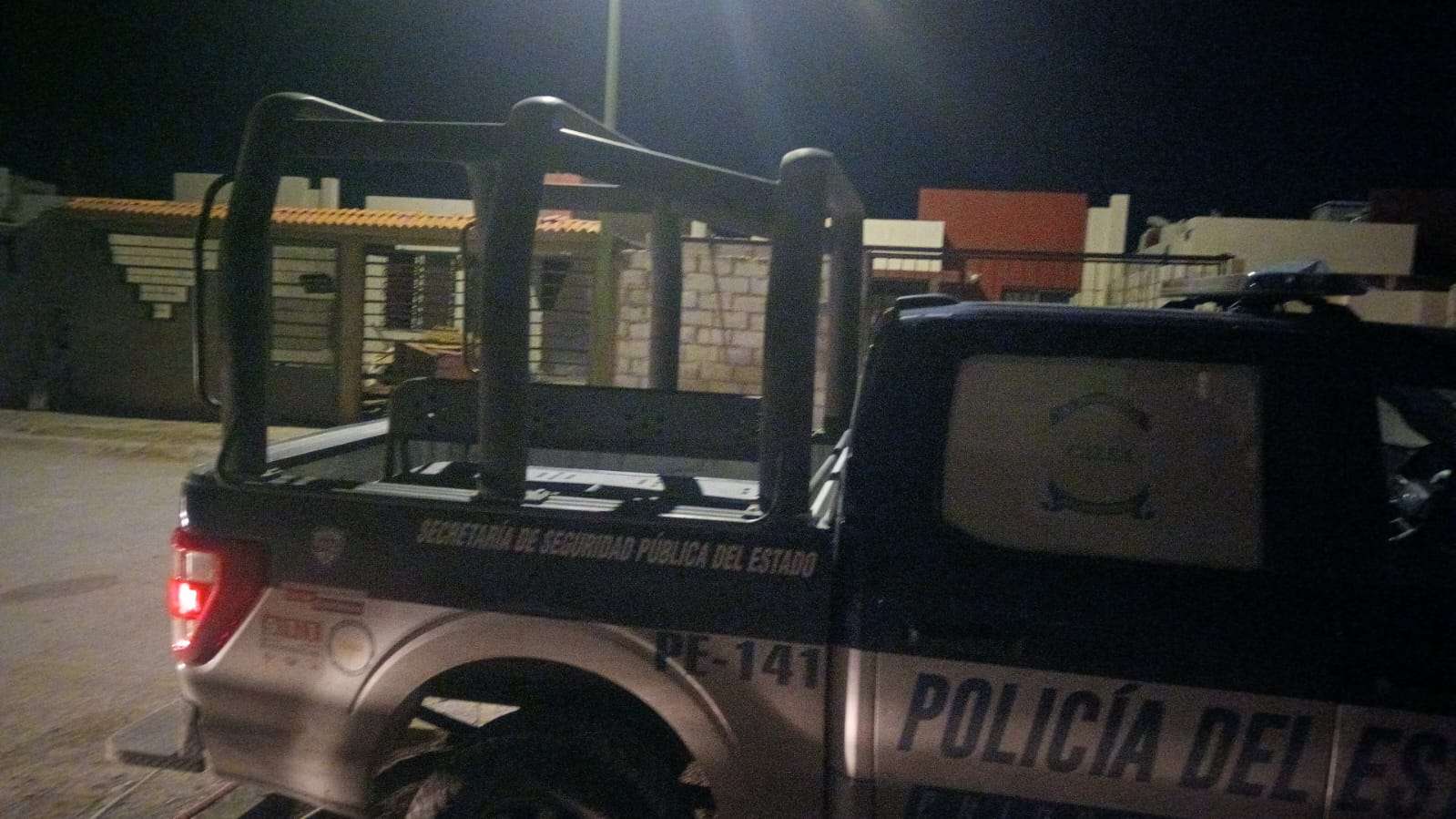 Encuentran un muerto desnudo en una casa