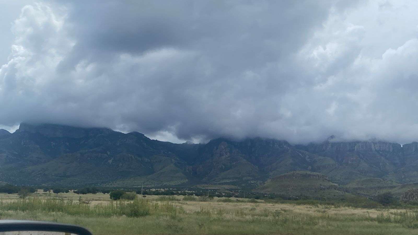 Caerán más lluvias fuertes hoy en la ciudad