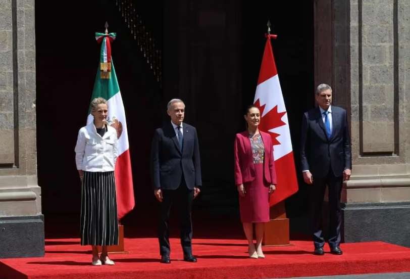 Recibe Sheinbaum a Mark Carney; le pide que mineras canadienses cumplan normas