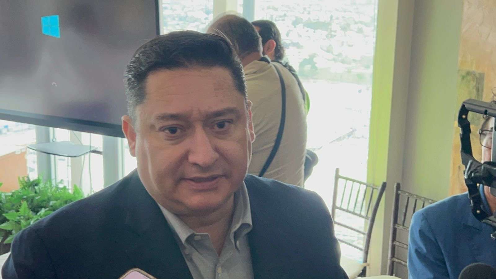 Felicita diputado a Daniela Álvarez por conducción del PAN hacia 2027