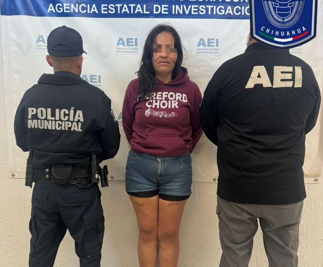 La detienen por golpear a su hija embarazada en Parral