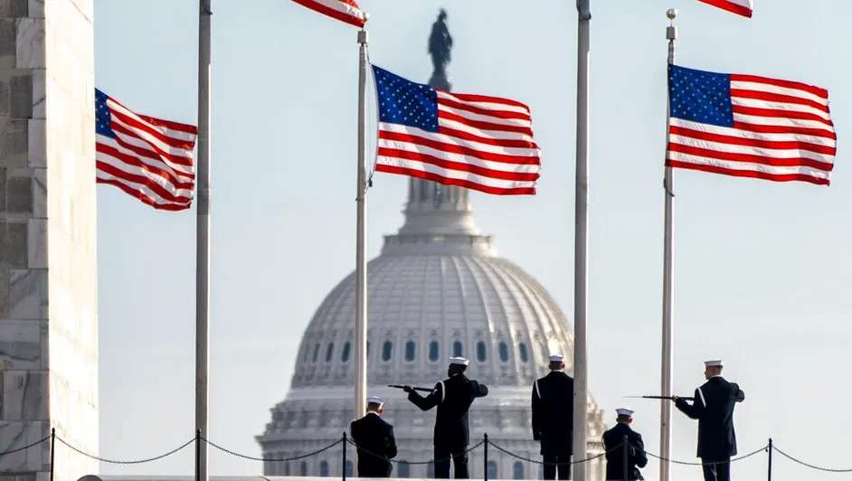 Provoca cierre del gobierno pérdidas de 15 mdd a la semana en Estados Unidos 

