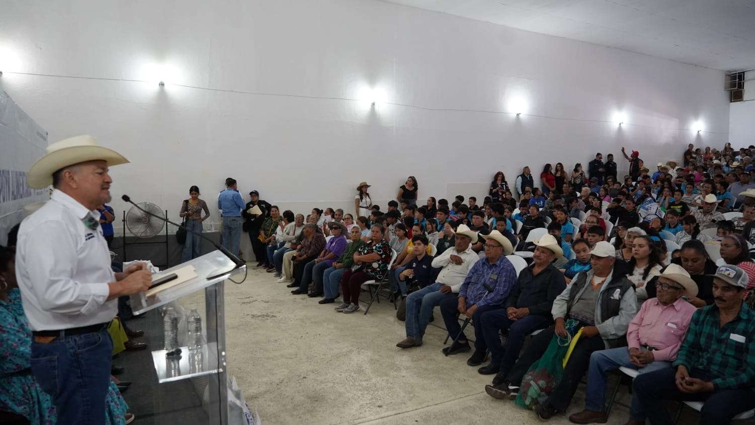 Urge Mario Vázquez reabrir frontera al ganado chihuahuense