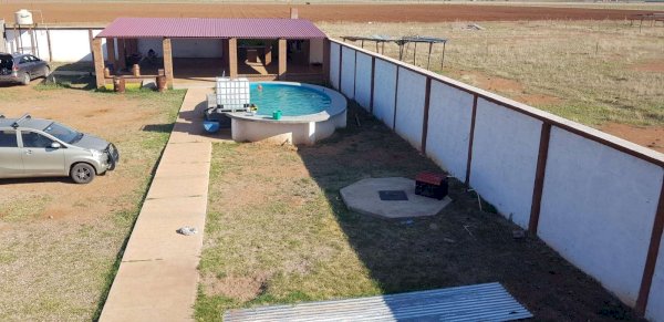 Se vende granja en carretera a Juárez 