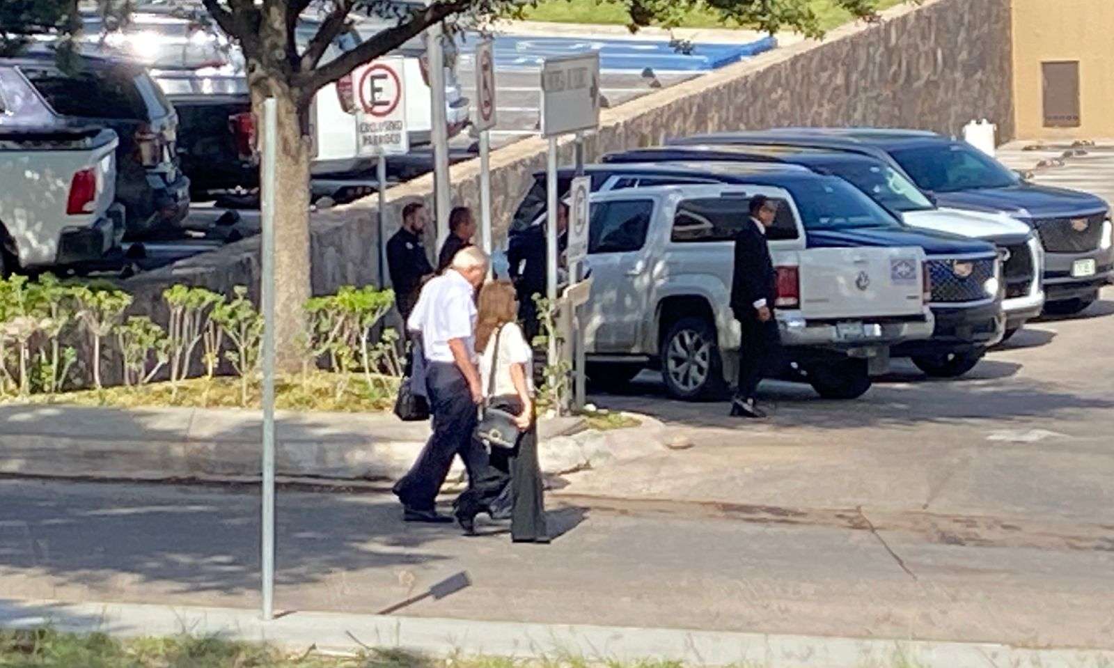 Victor Rusek Acuden a Mausoleos a dar el último adiós a Víctor Cruz Russek | La ...