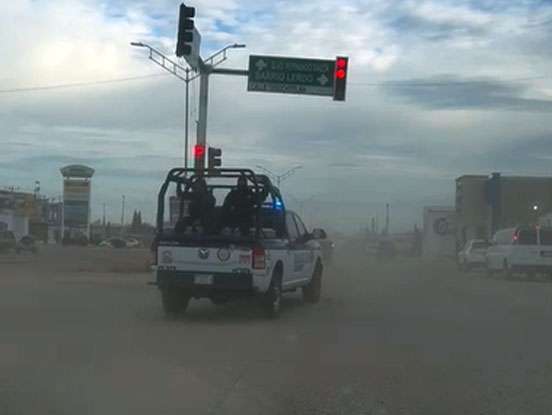 Versión: matan a 10 policías en Moris; ejército los abandonó