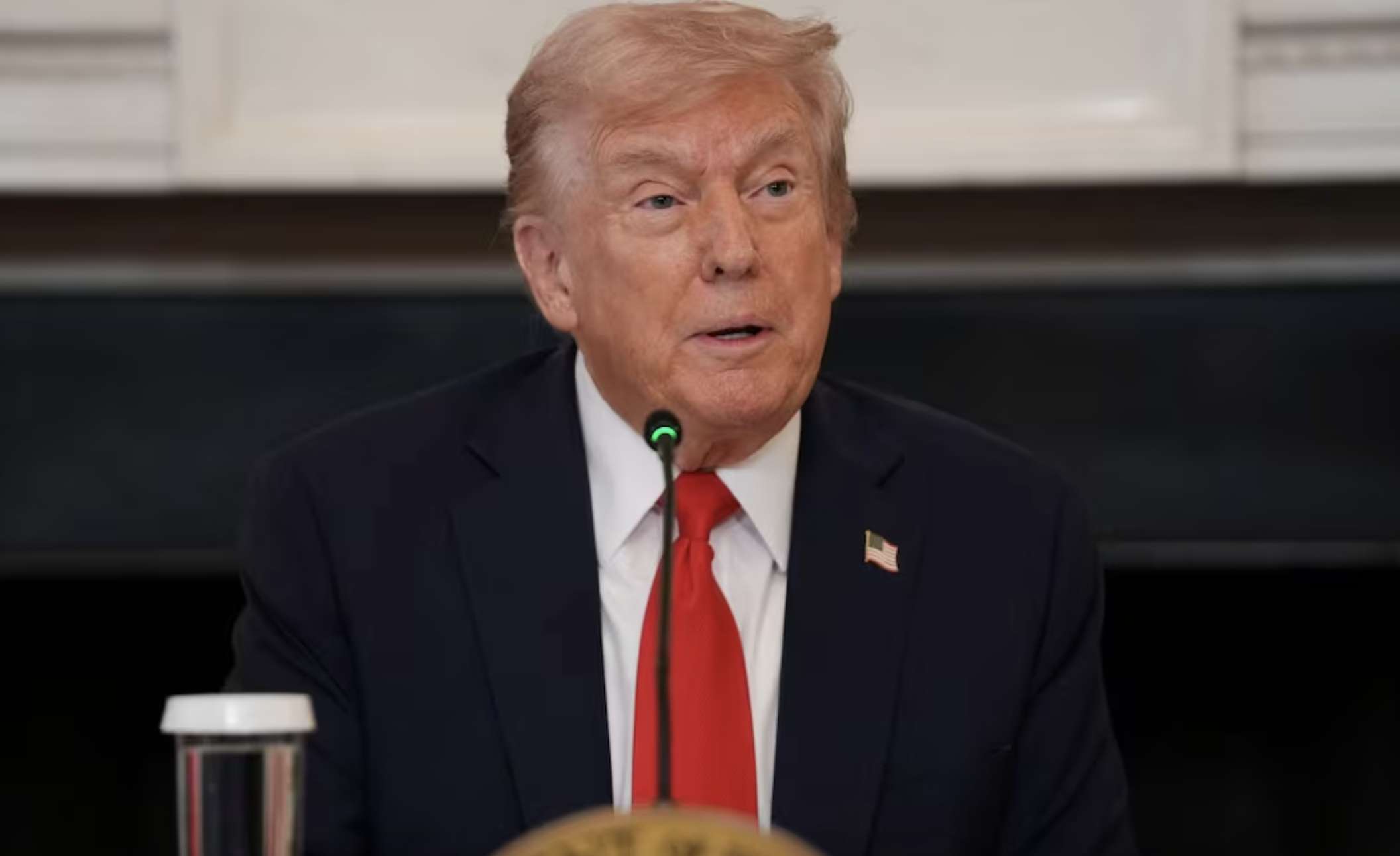 Firman Israel y Hamas primera fase de plan de paz: Trump