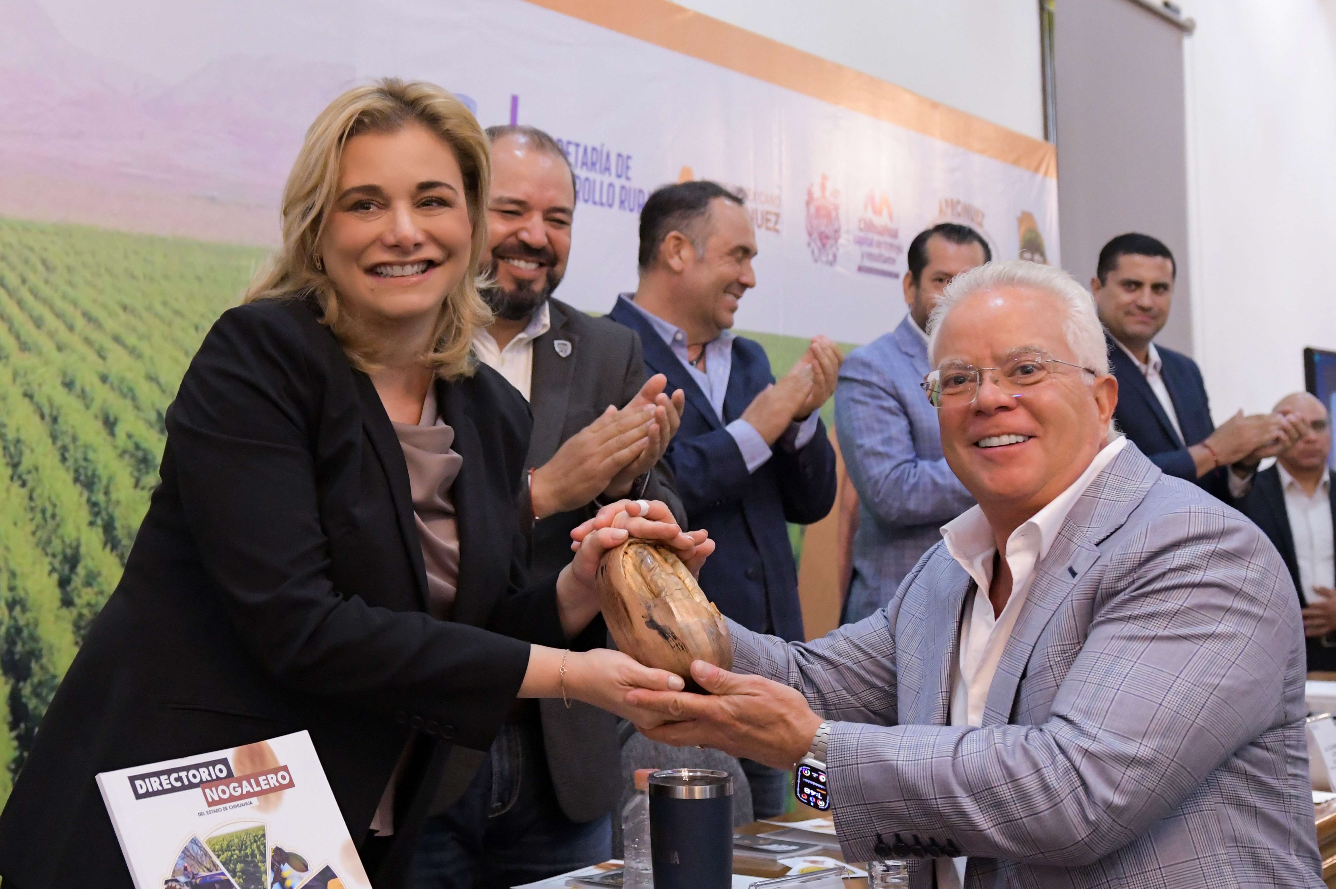 Reconocen a Víctor Cruz Russek por su compromiso con el campo | La ...