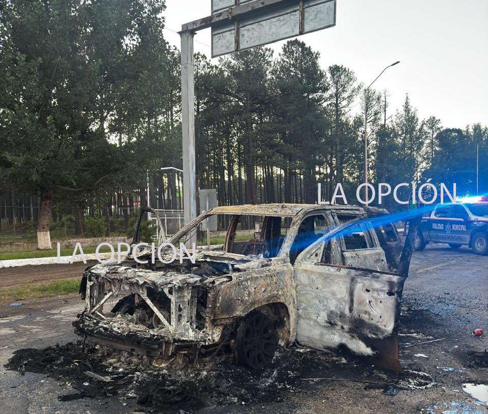Pánico en Guachochi por balaceras; quemaron 4 vehículos