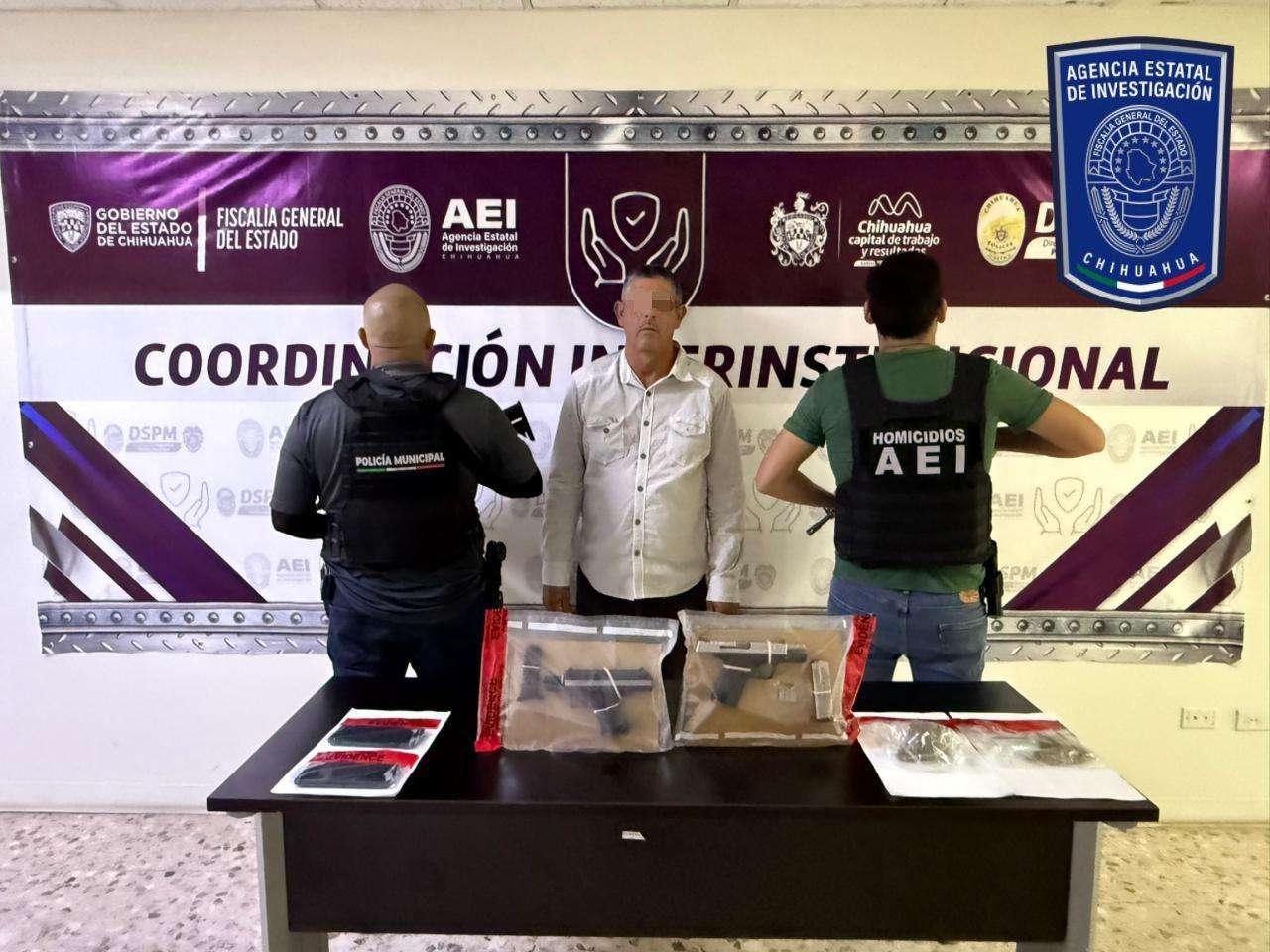 Cae un empistolado con marihuana en la rúa Chihuahua-Cuauhtémoc