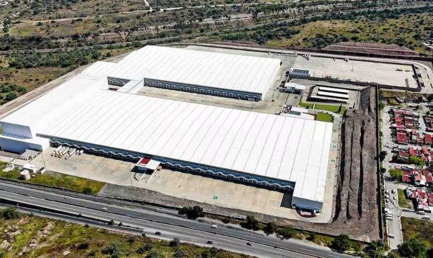 Queda Megafarmacia de Amlo en bodegón vacío; plan nunca incluyó distribución 