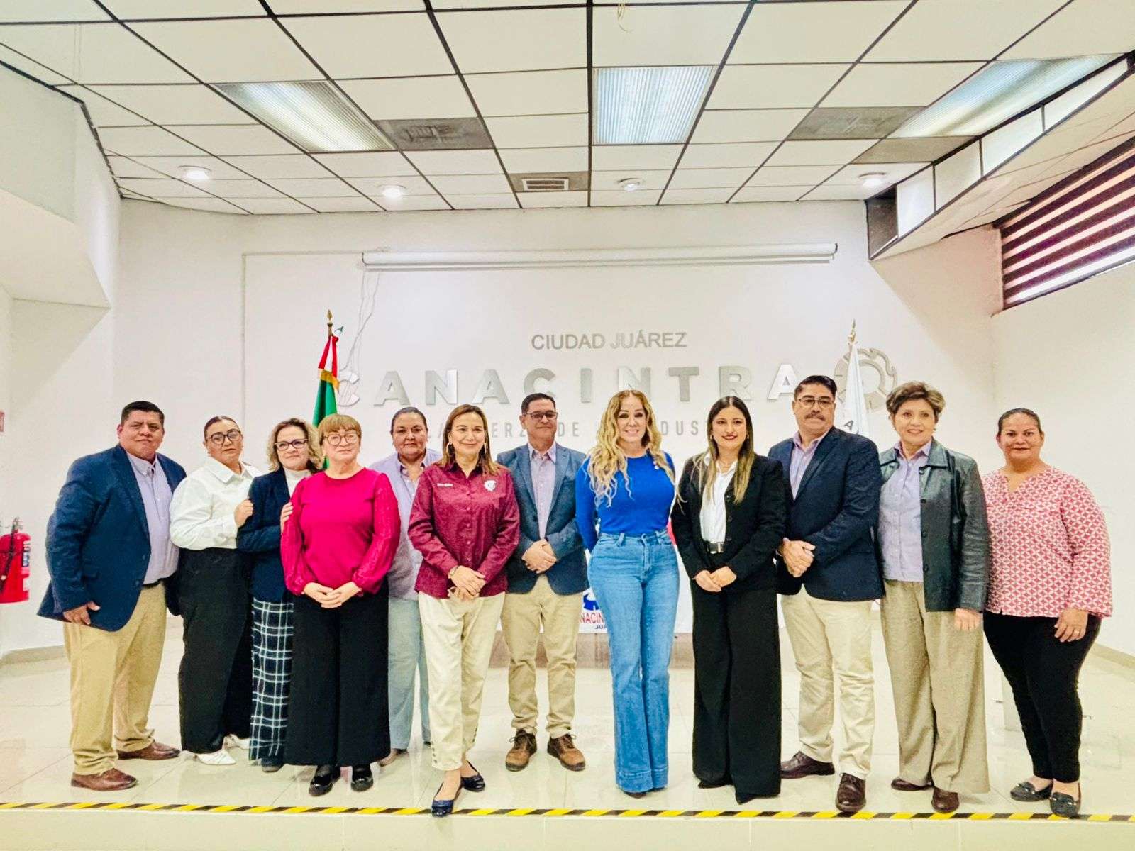 Firman CANACINTRA y DGETI convenio para fortalecer la educación dual