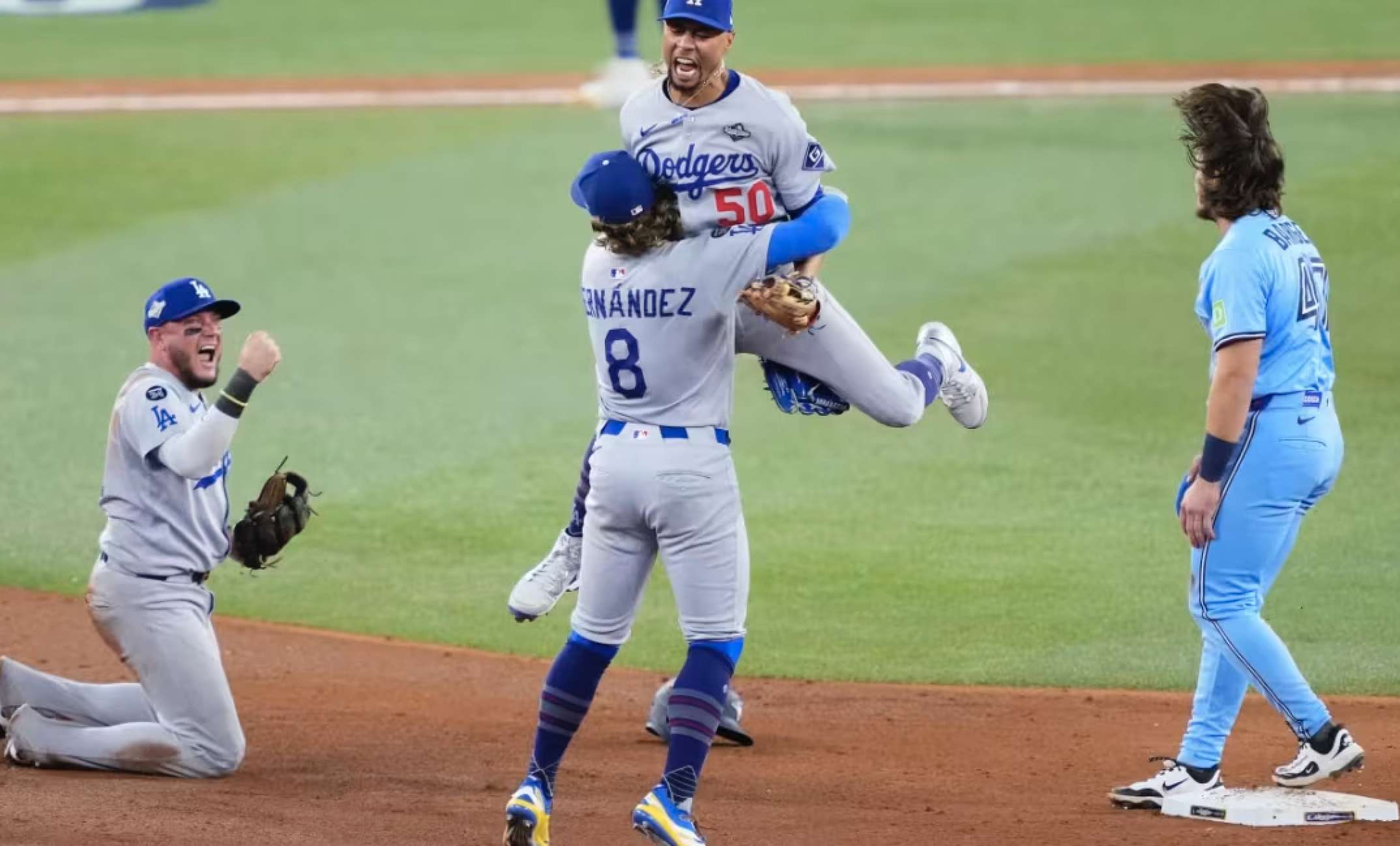 Ganan los Dodgers la serie mundial de la MLB