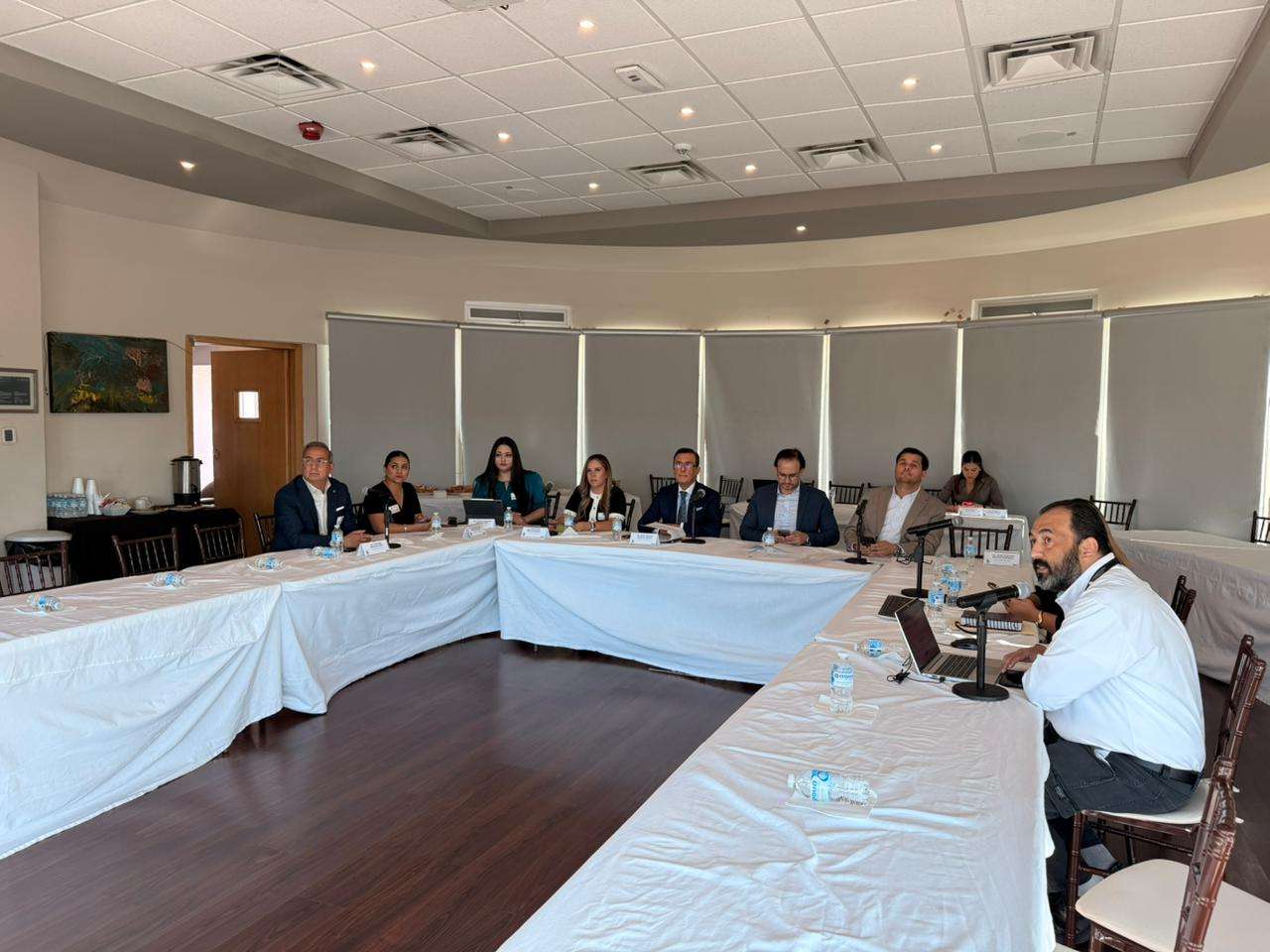 Analizan proceso para seleccionar al titular de la ASE