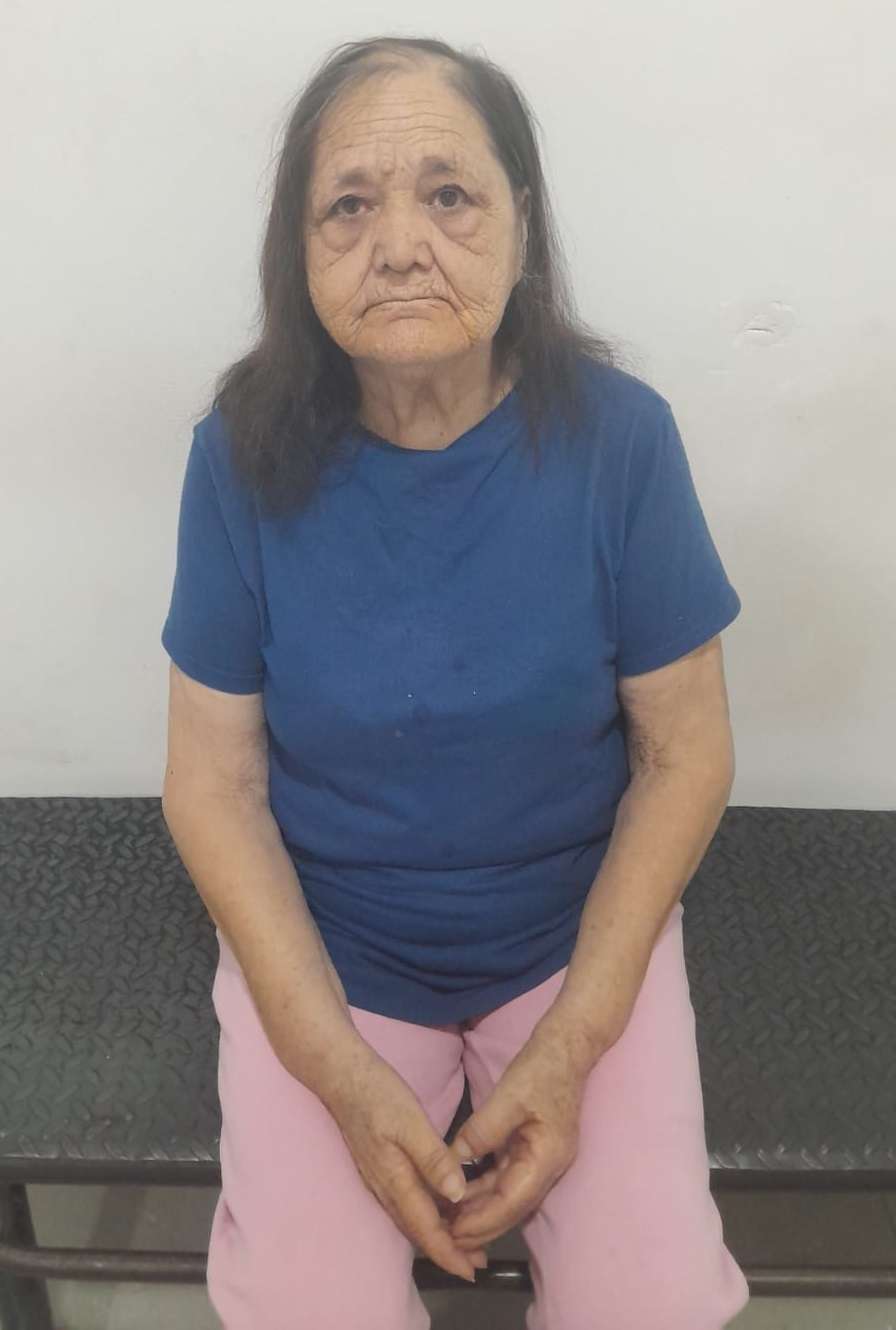 Buscan a los familiares de una mujer de 70 años resguardada en Parajes de Oriente