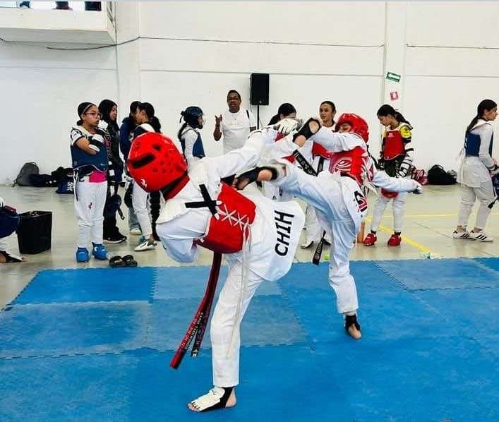 Reúne la UTCJ a más de 600 taekwondoínes en fogueo regional