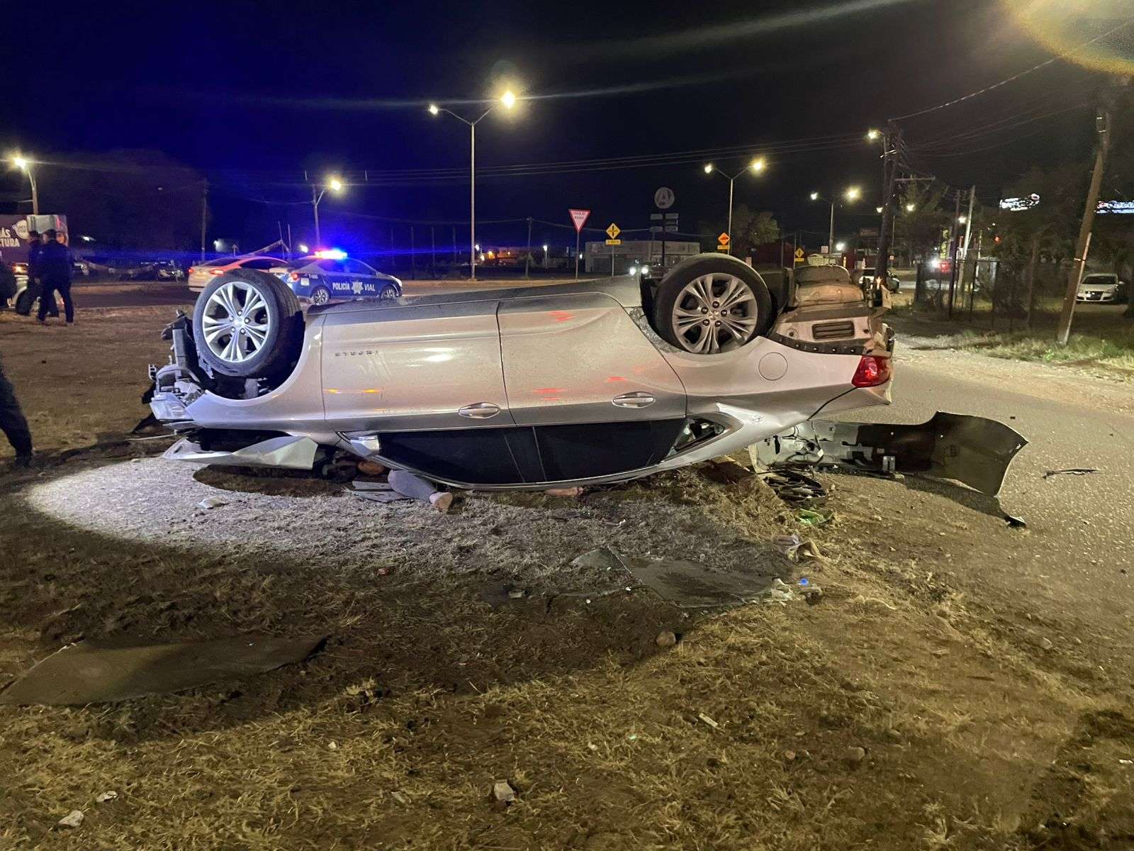 Volcadura deja un muerto y un lesionado en Cuauhtémoc