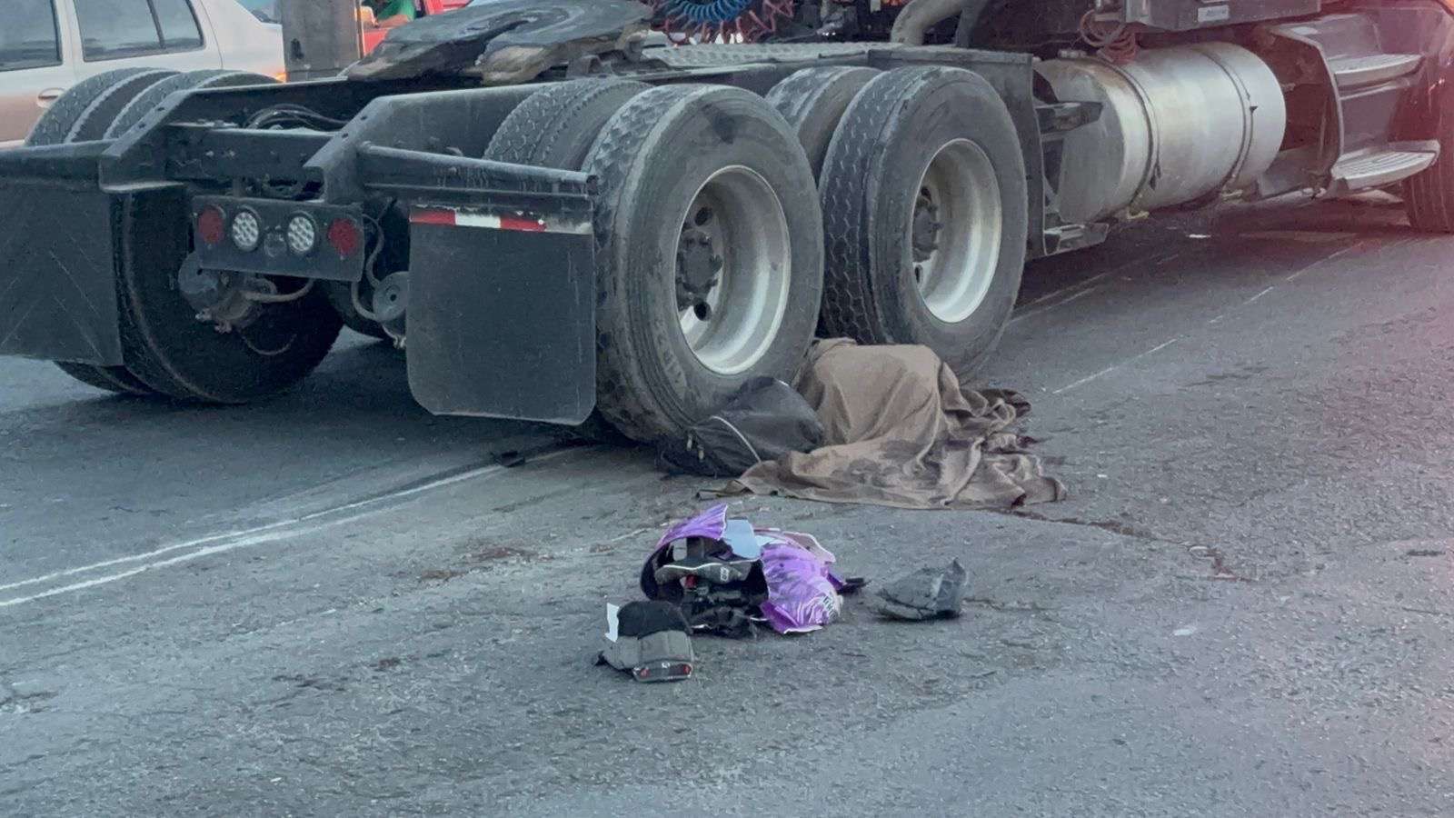 Identifican al motociclista aplastado en el Lombardo Toledano 