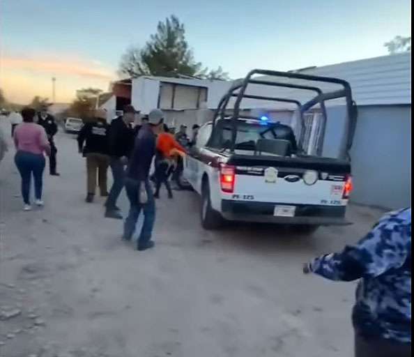 [A punto de tragedia]