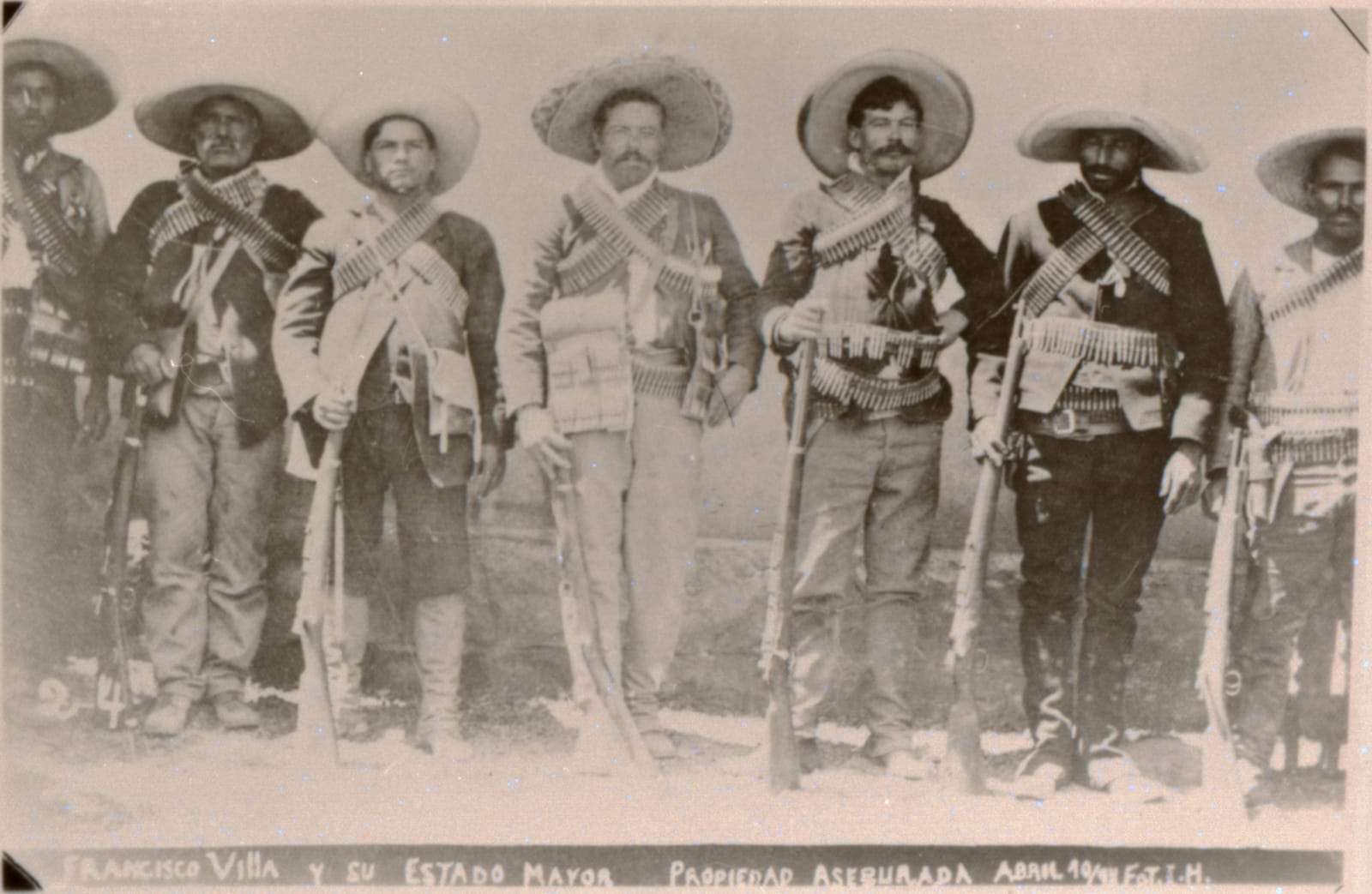 Foto como Coronel.