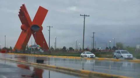 Amanece este domingo bajo lluvias, humedad y fresco 