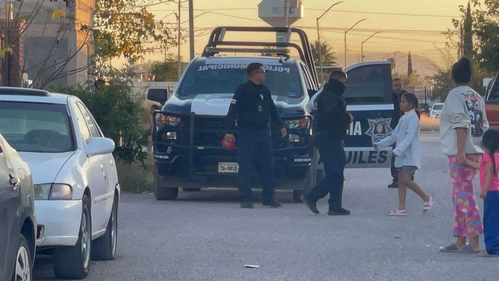 Se quita la vida colgándose del techo de su casa
