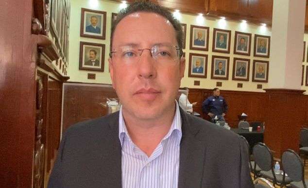 Niega Edil de Guachochi suspensión generalizada de clases por violencia
