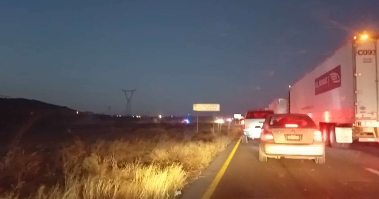 Se registran largas filas en el punto de revisión militar Precos