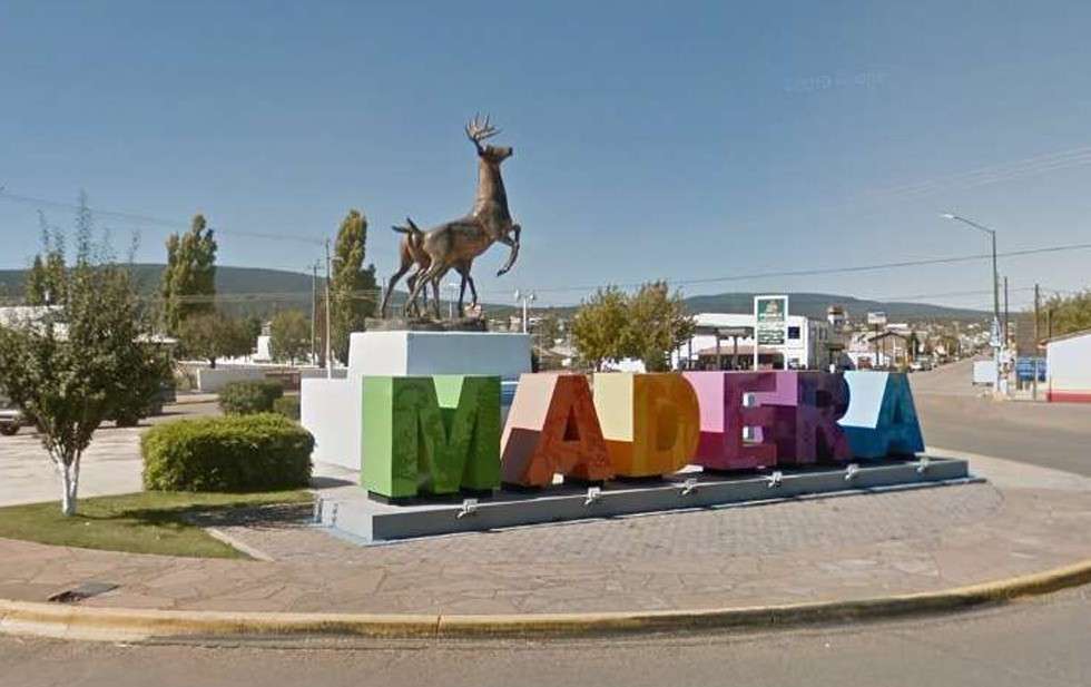 Topón de malandros en Madera