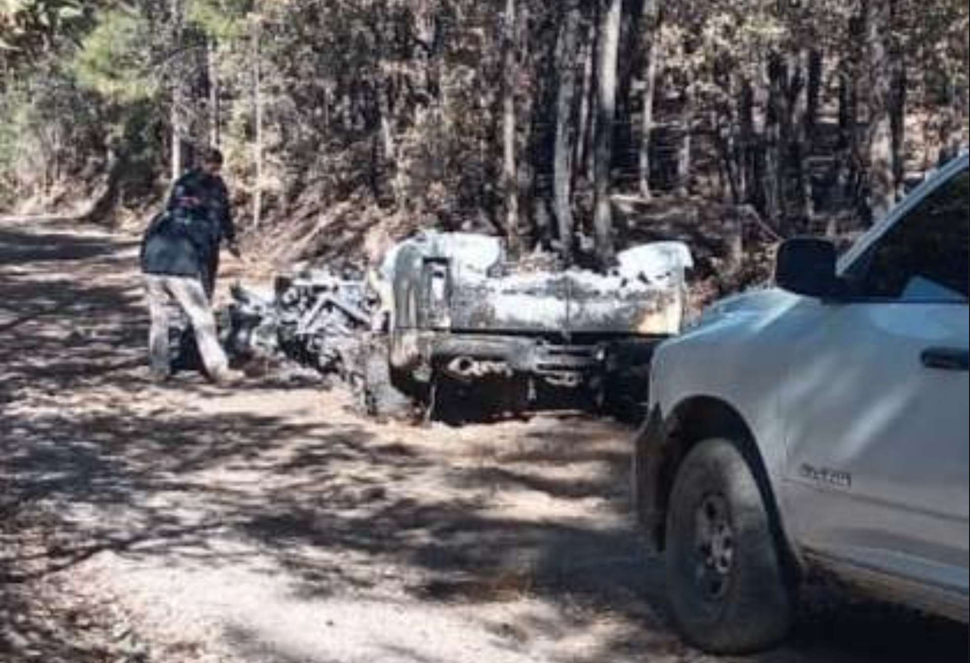 Entra ejército de La Línea a Madera; calcinan patrullas y matan a varios
