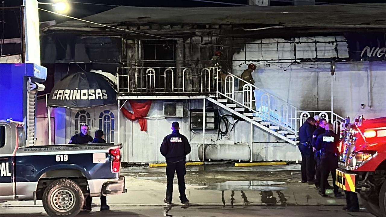 Investigan ataque a dos bares en Juárez con bombas molotov