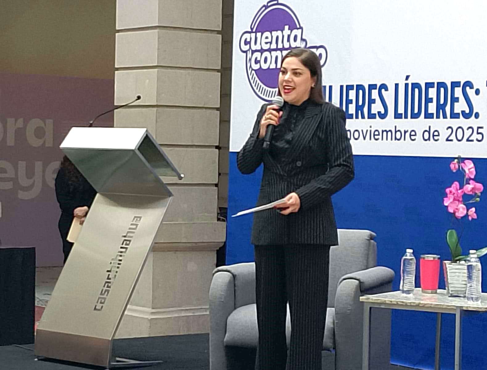Urge Miriam Soto a abrir más espacios para mujeres en la política 