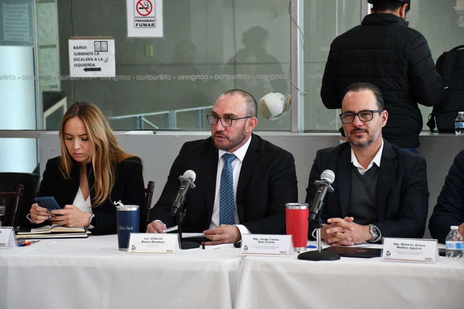 Prevé Gilberto Baeza mantener abasto de medicinas para 2026