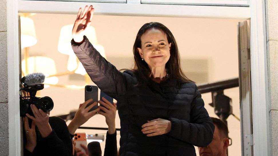 Reaparece María Corina Machado públicamente por primera vez en 11 meses