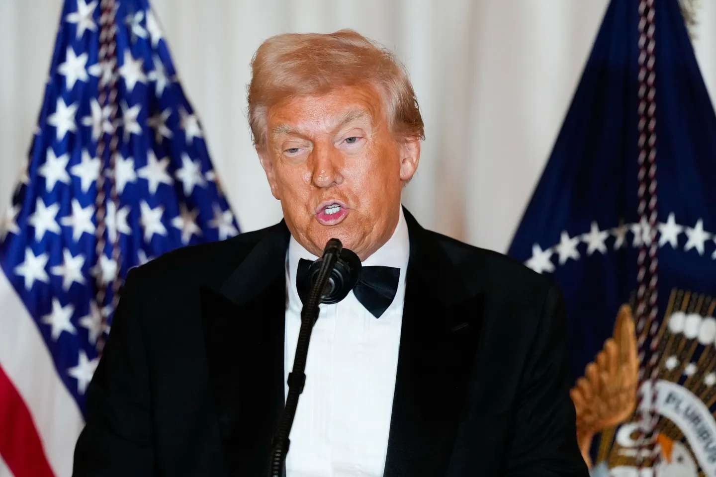 Dice Trump que los ataques por tierra en Venezuela van a empezar a suceder