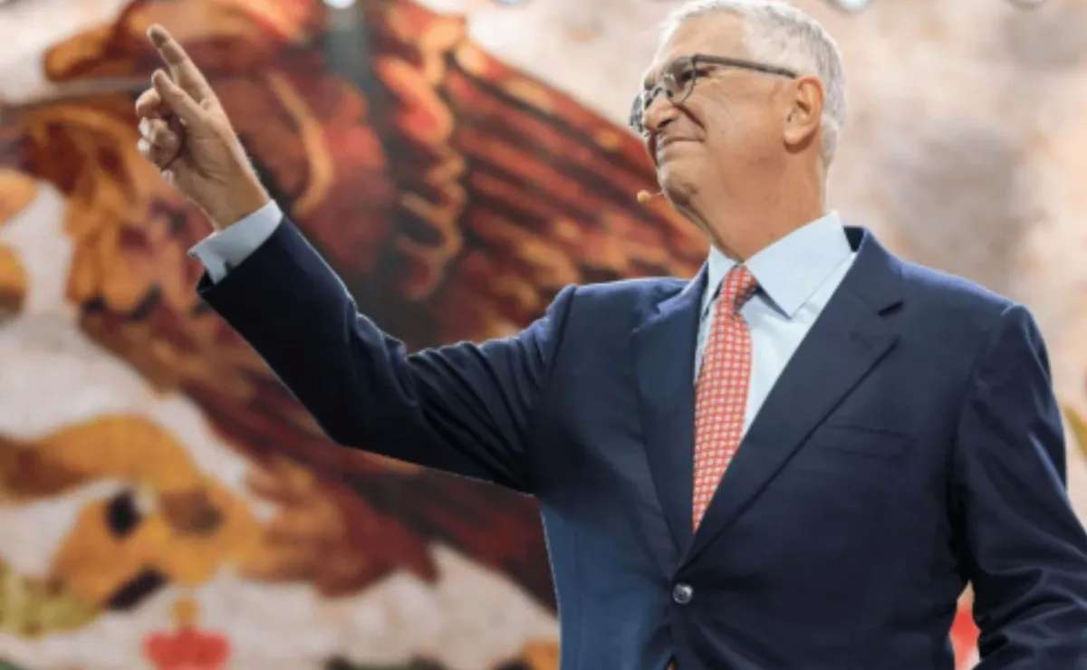 Asegura Salinas Pliego despenalizar uso de armas de fuego de ser Presidente 