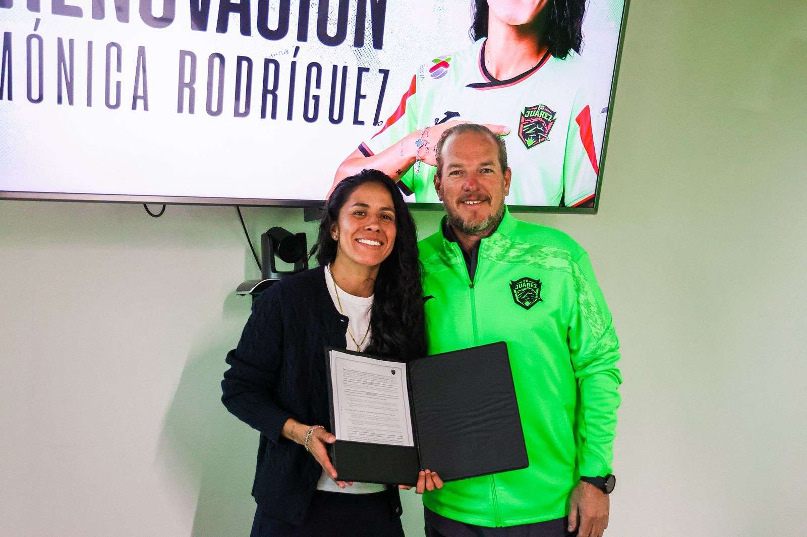 Extienden Bravas el contrato de Mónica Rodríguez por dos años