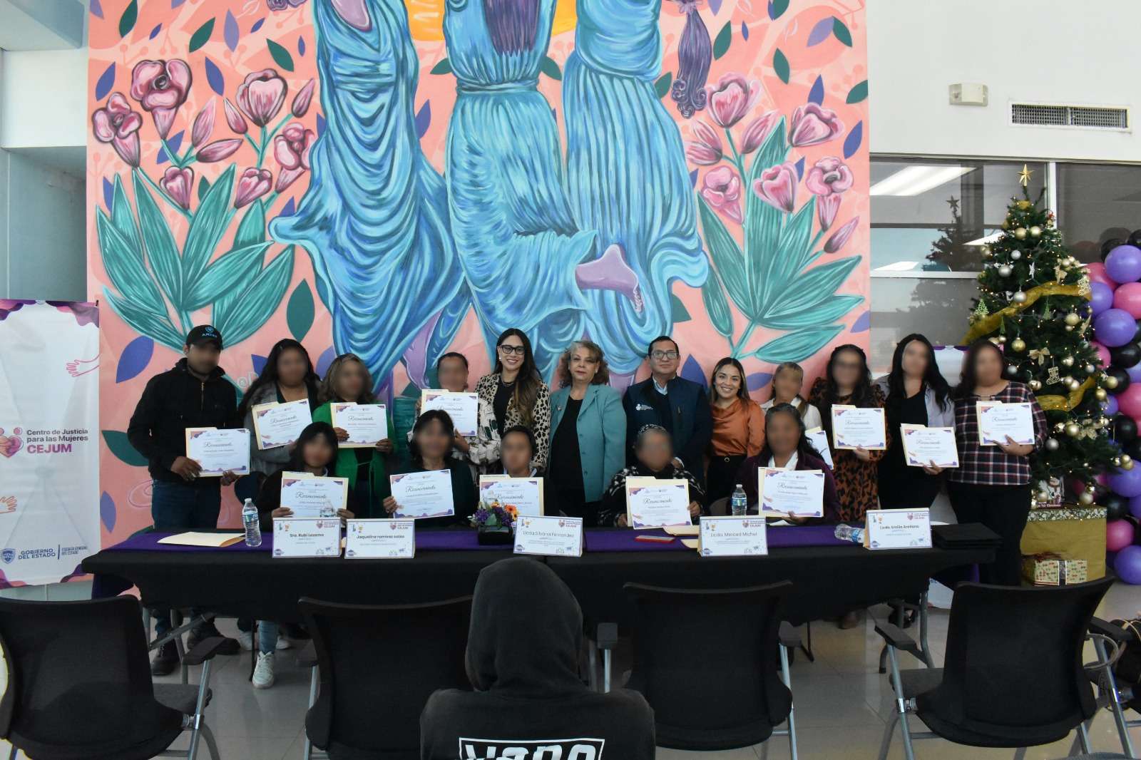 Concluyen talleres usuarias del Centro de Justicia para las Mujeres 